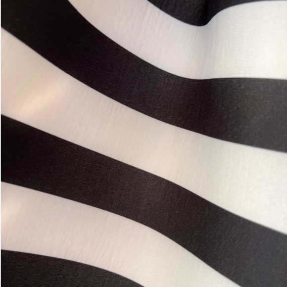 Neoprene Flare Skirt - Picture 2 of 4